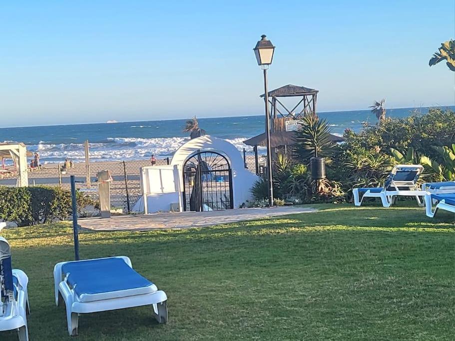 Casita Junto Al Mar En El Puerto De Cabopino Villa มาร์เบยา ภายนอก รูปภาพ