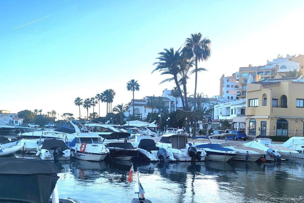 Casita Junto Al Mar En El Puerto De Cabopino Villa มาร์เบยา ภายนอก รูปภาพ
